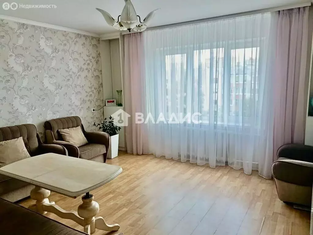 3-комнатная квартира: Калининград, улица Ульяны Громовой, 26 (72 м) - Фото 1