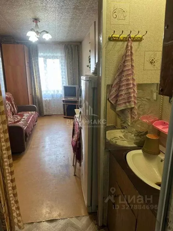 Комната Брянская область, Брянск Красноармейская ул., 166 (9.9 м) - Фото 1