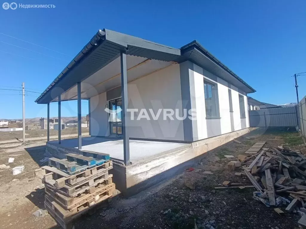 Дом в Симферопольский район, село Мазанка (120 м) - Фото 2