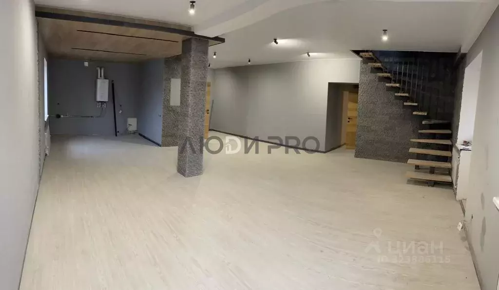 4-к кв. Воронежская область, Воронеж ул. Шукшина, 18 (127.0 м) - Фото 1