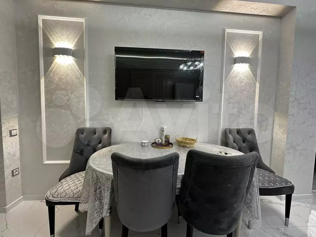 2-к. квартира, 60 м, 5/12 эт. - Фото 0