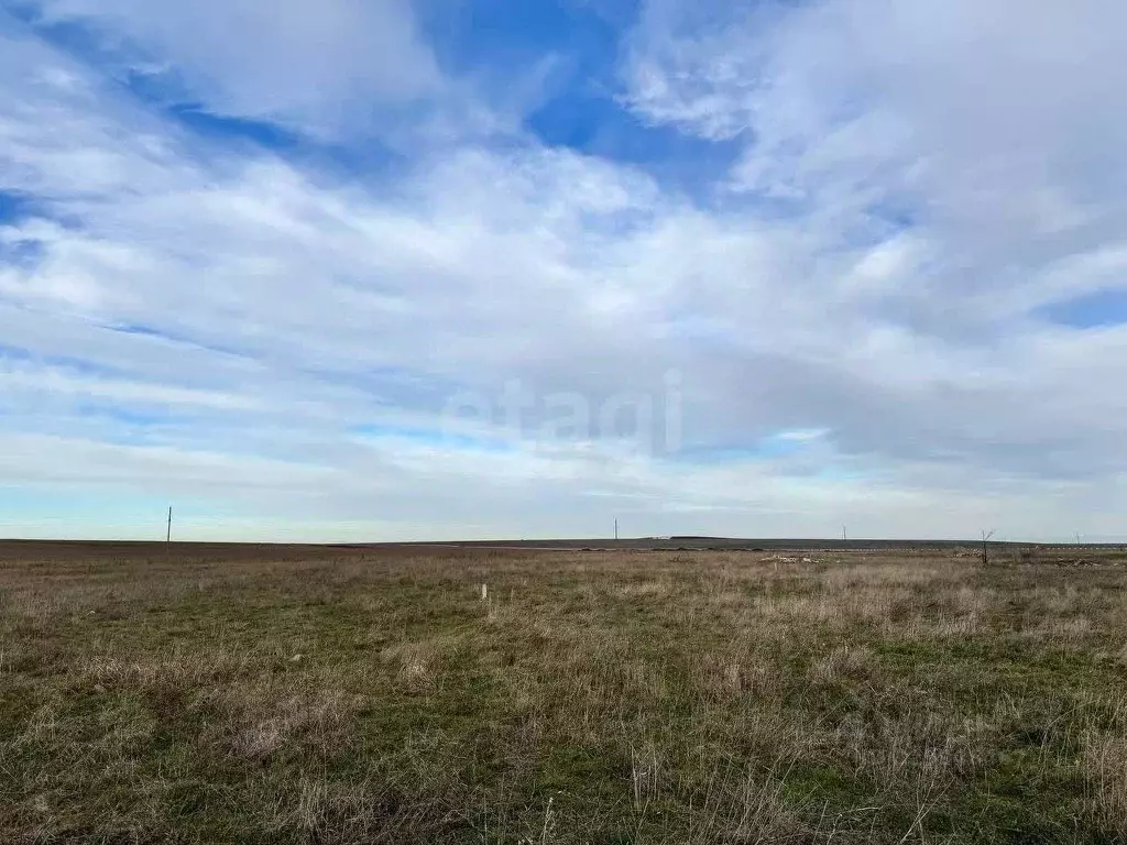 Участок в Крым, Ленино пгт ул. Трудовая (10.31 сот.) - Фото 1