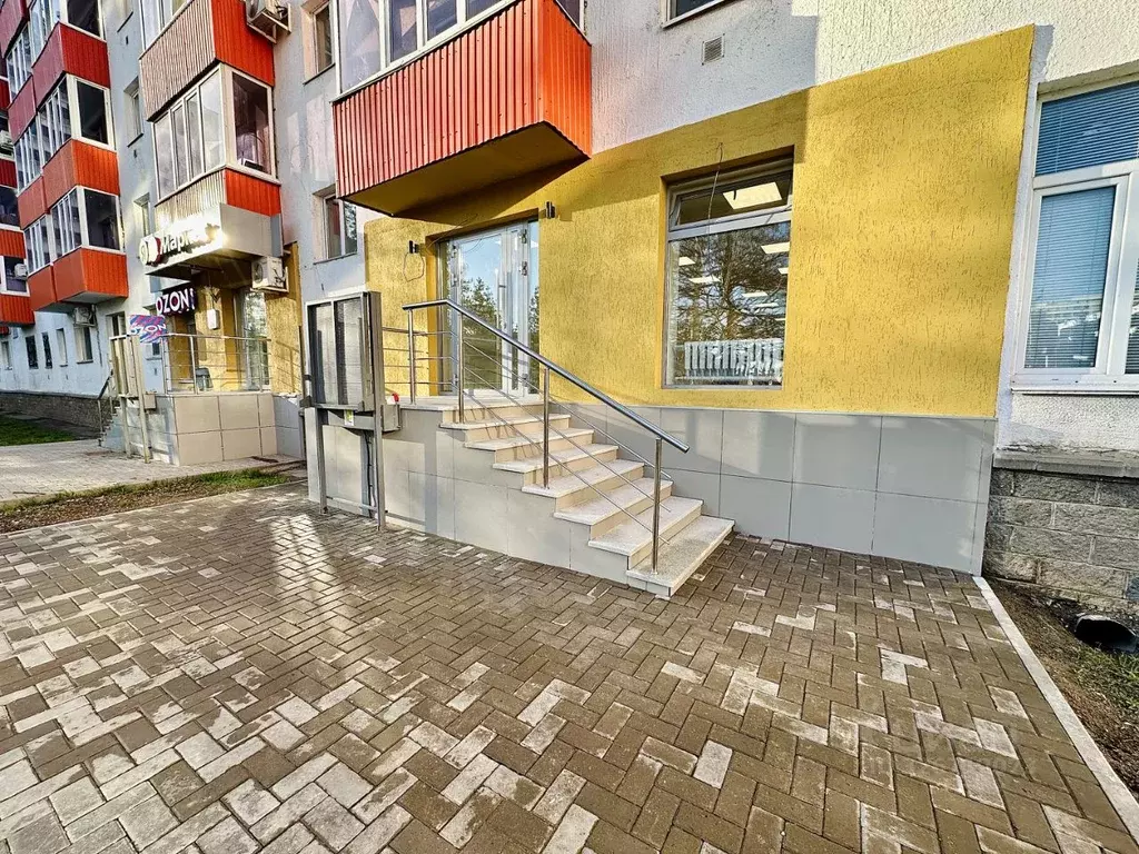 Торговая площадь в Башкортостан, Уфа ул. Заки Валиди, 7 (54 м) - Фото 1