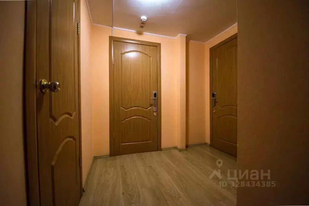 Комната Омская область, Омск ул. Маяковского, 84 - Фото 2