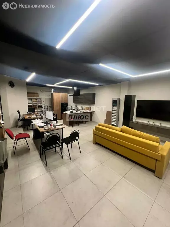 Торговая площадь (70 м) - Фото 1