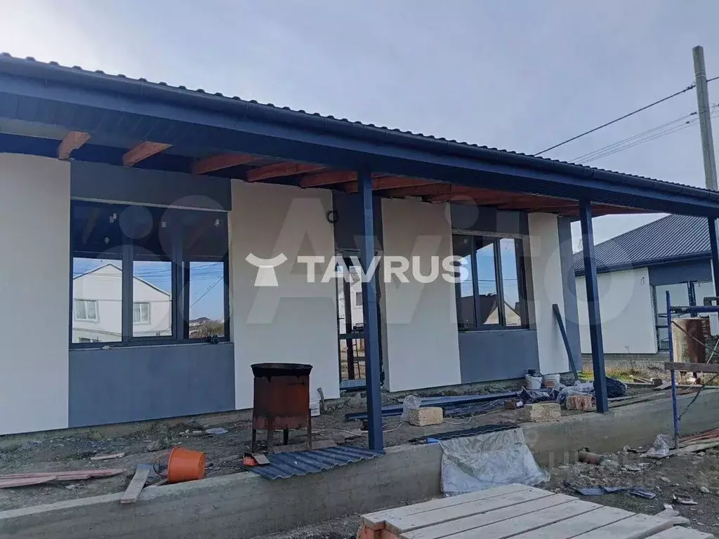 Дом в Крым, Симферопольский район, с. Доброе ул. Богатая (130 м) - Фото 1