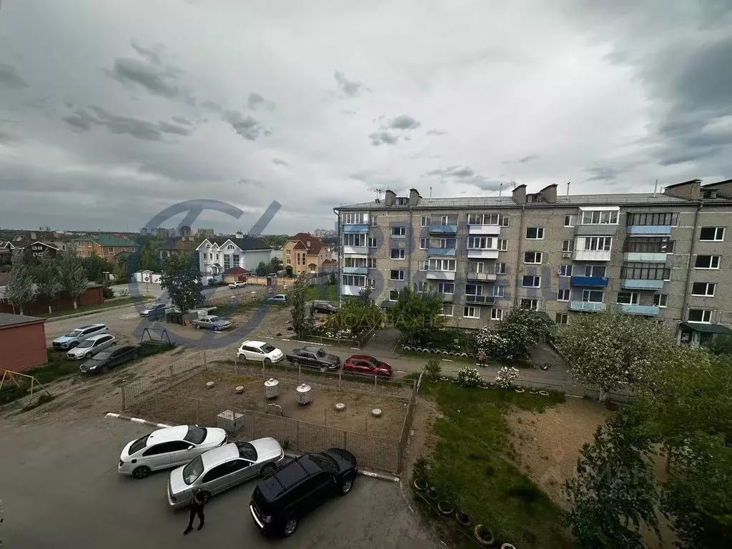 2-к кв. Омская область, Омск ул. 3-я Островская, 168 (45.0 м) - Фото 0