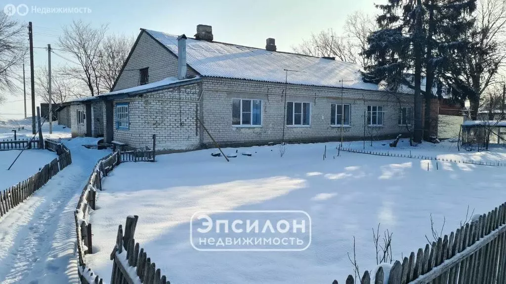 Дом в Курский район, Лебяженский сельсовет, село Букреевка, 99 (40.5 ... - Фото 1