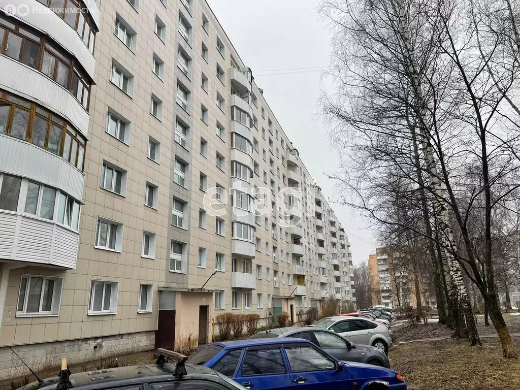 3-комнатная квартира: Клин, улица 50 лет Октября, 11 (57.2 м) - Фото 1