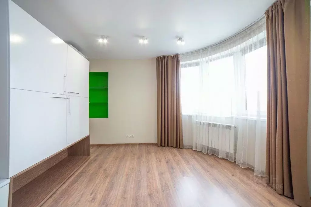 3-к кв. Свердловская область, Екатеринбург ул. Луганская, 4 (109.9 м) - Фото 2