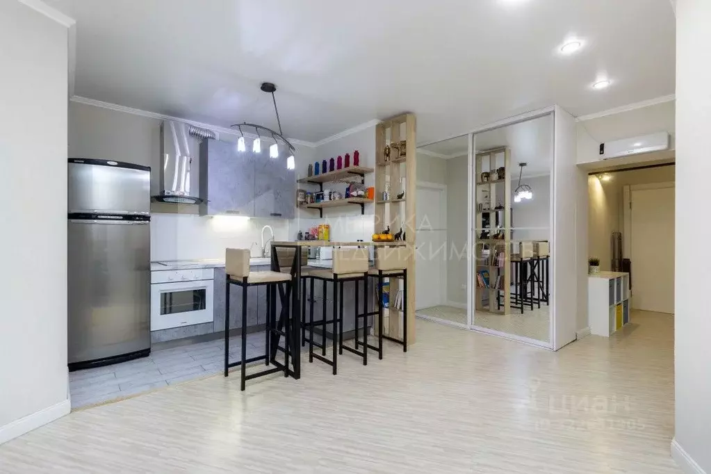 2-к кв. Тюменская область, Тюмень ул. Беляева, 37 (61.0 м) - Фото 1