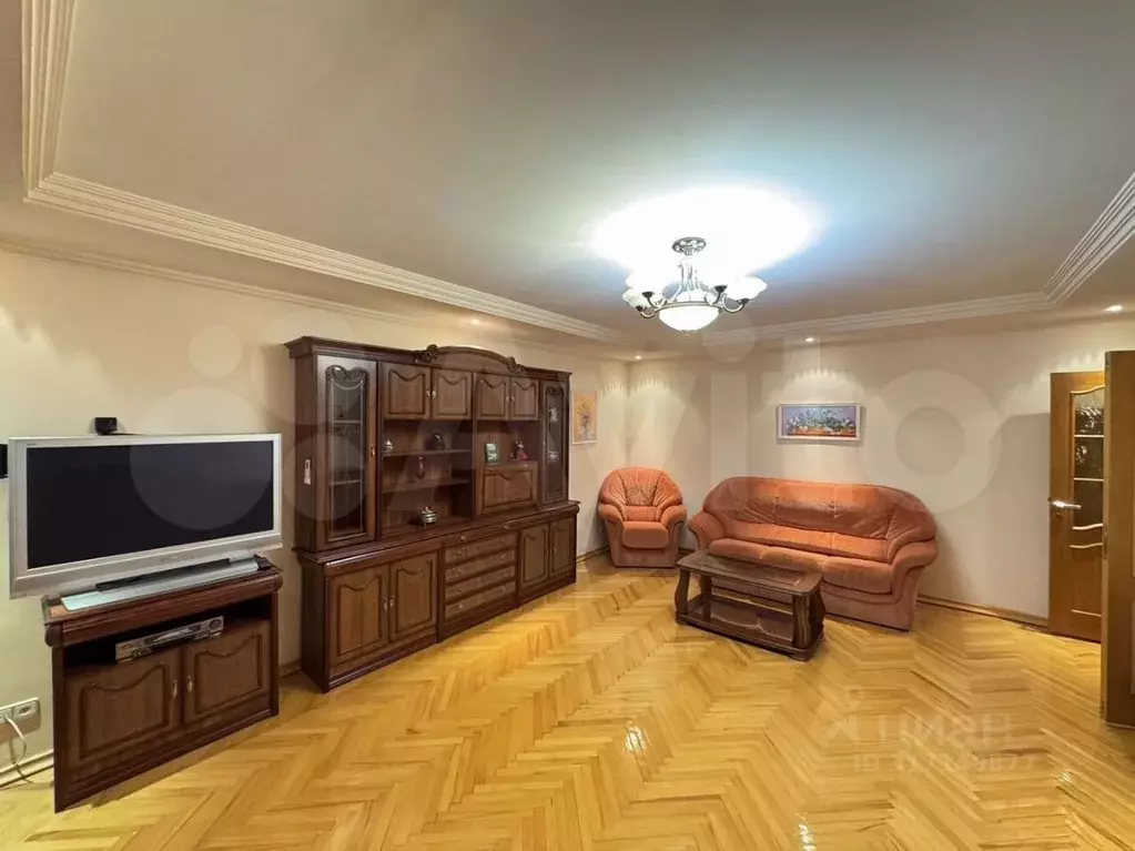 3-к кв. Башкортостан, Уфа ул. Гафури, 54 (126.0 м) - Фото 1