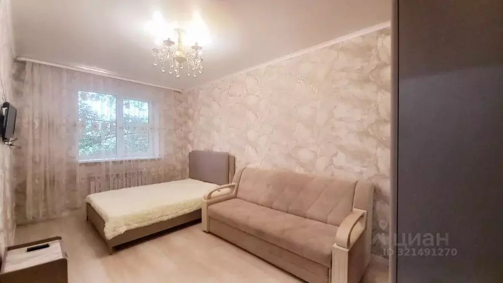 1-к кв. Кабардино-Балкария, Нальчик Кабардинская ул. (37.0 м) - Фото 0