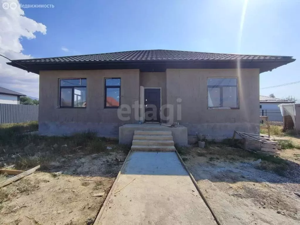 Дом в Симферопольский район, село Доброе (115 м) - Фото 1