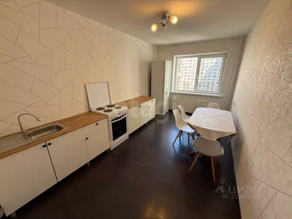 3-к кв. Воронежская область, Воронеж ул. Владимира Невского, 38В (80.7 ... - Фото 1