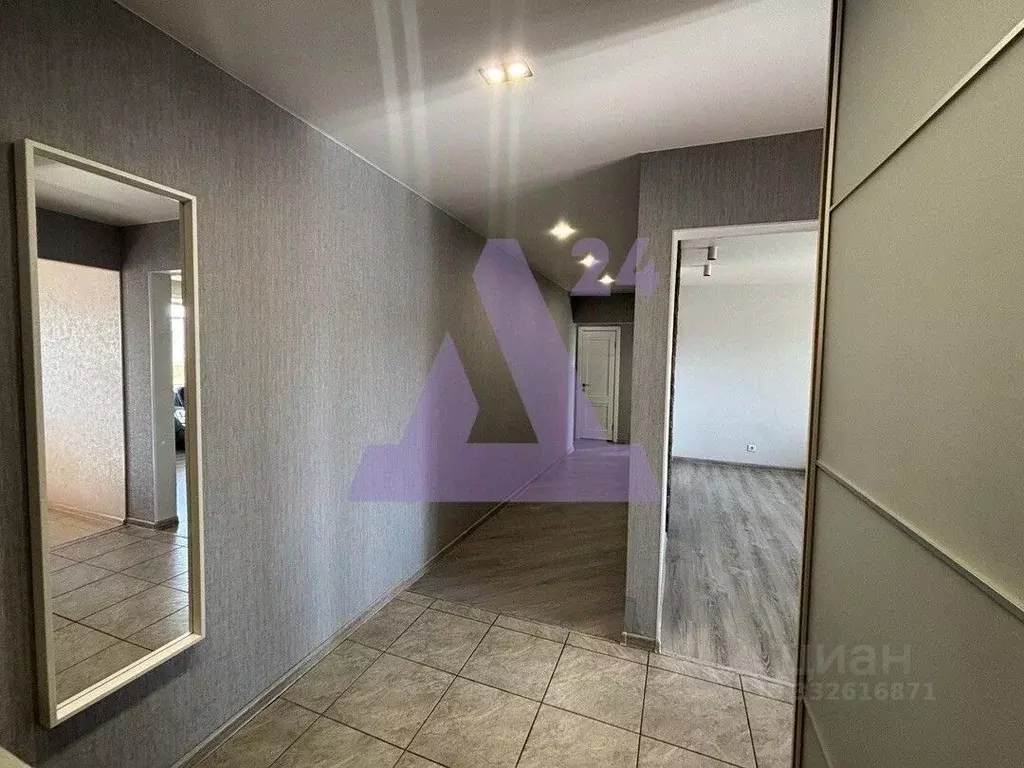 3-к кв. Алтайский край, Барнаул ул. Шумакова, 65 (76.3 м) - Фото 1