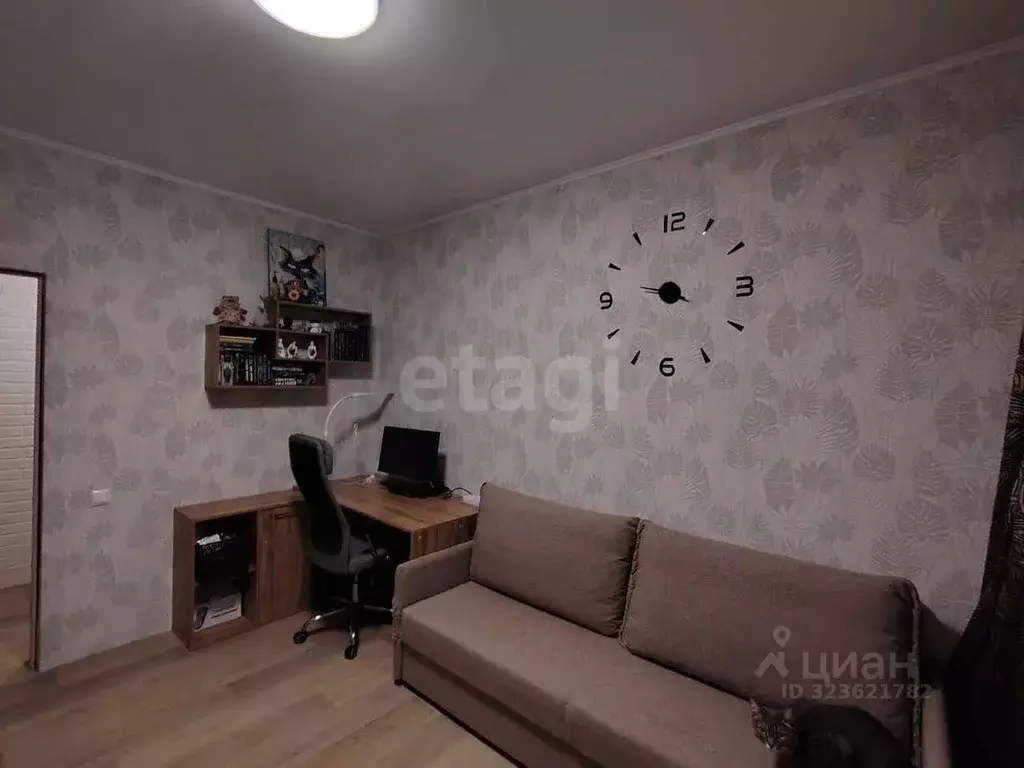 2-к кв. Ямало-Ненецкий АО, Новый Уренгой Строителей мкр, 5/1 (57.1 м) - Фото 1