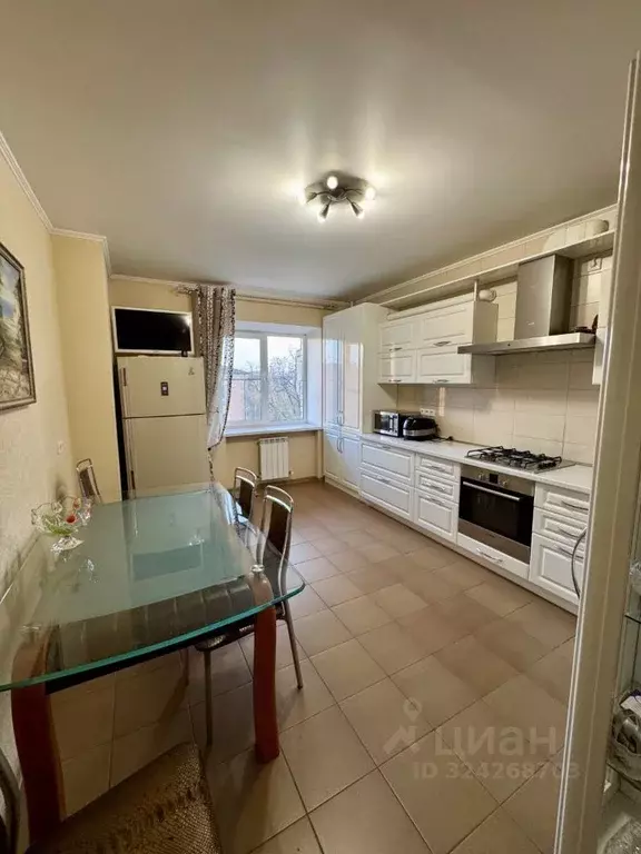 3-к кв. Астраханская область, Астрахань ул. Власова, 6 (106.0 м) - Фото 1