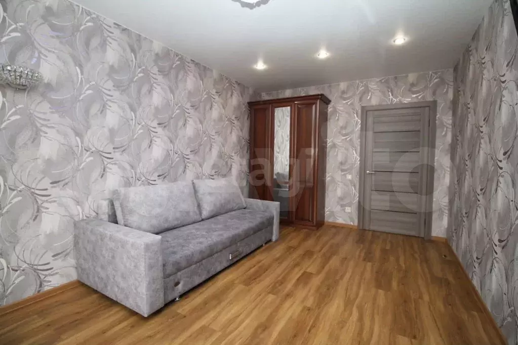 1-к. квартира, 48 м, 3/10 эт. - Фото 1
