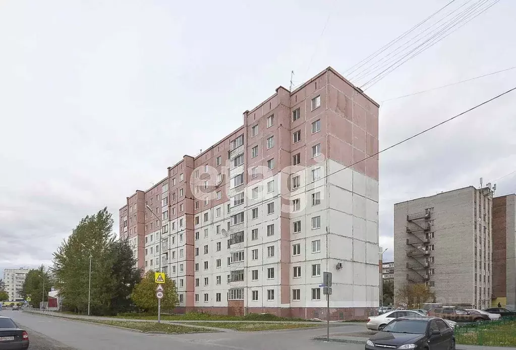 3-к кв. Тюменская область, Тюмень Ставропольская ул., 11А (65.8 м) - Фото 0