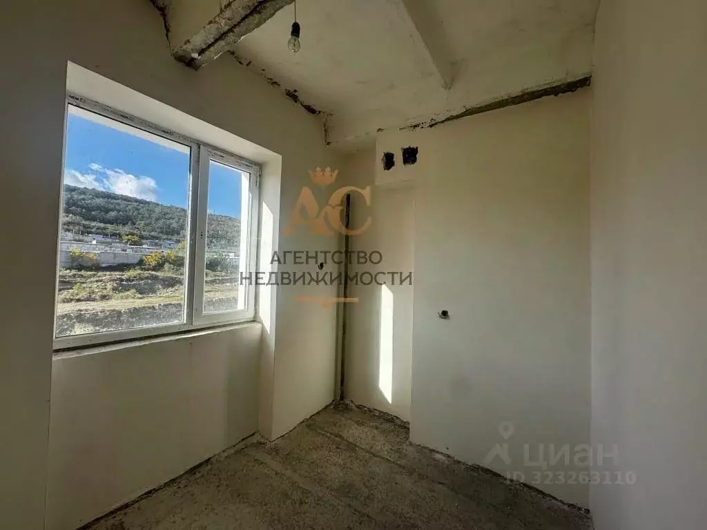 1-к кв. Крым, Феодосия ул. Габрусева, 2 (31.4 м) - Фото 1