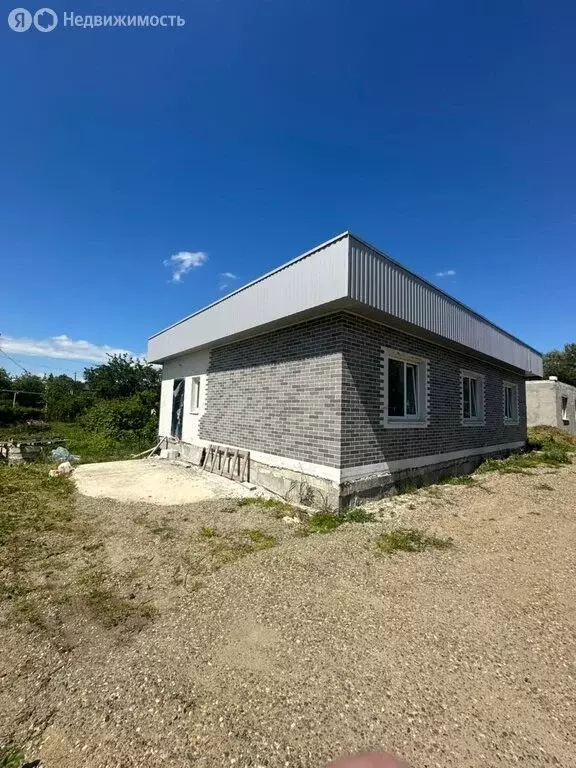 Дом в Невинномысск, микрорайон Головное (100 м) - Фото 1