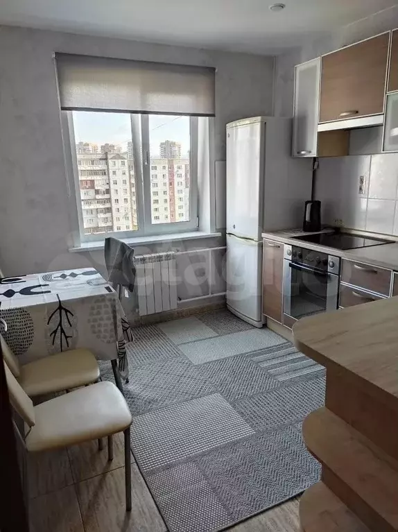 3-к. квартира, 70 м, 10/10 эт. - Фото 1