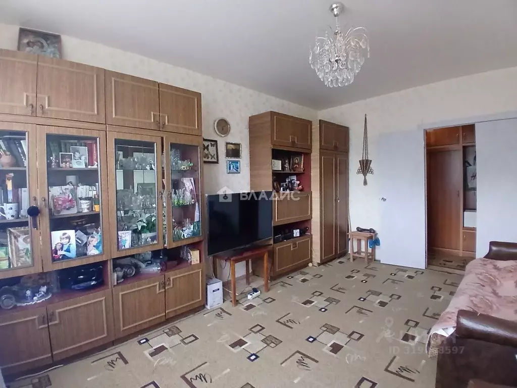 3-к кв. Владимирская область, Ковров Сосновая ул., 41 (65.0 м) - Фото 0