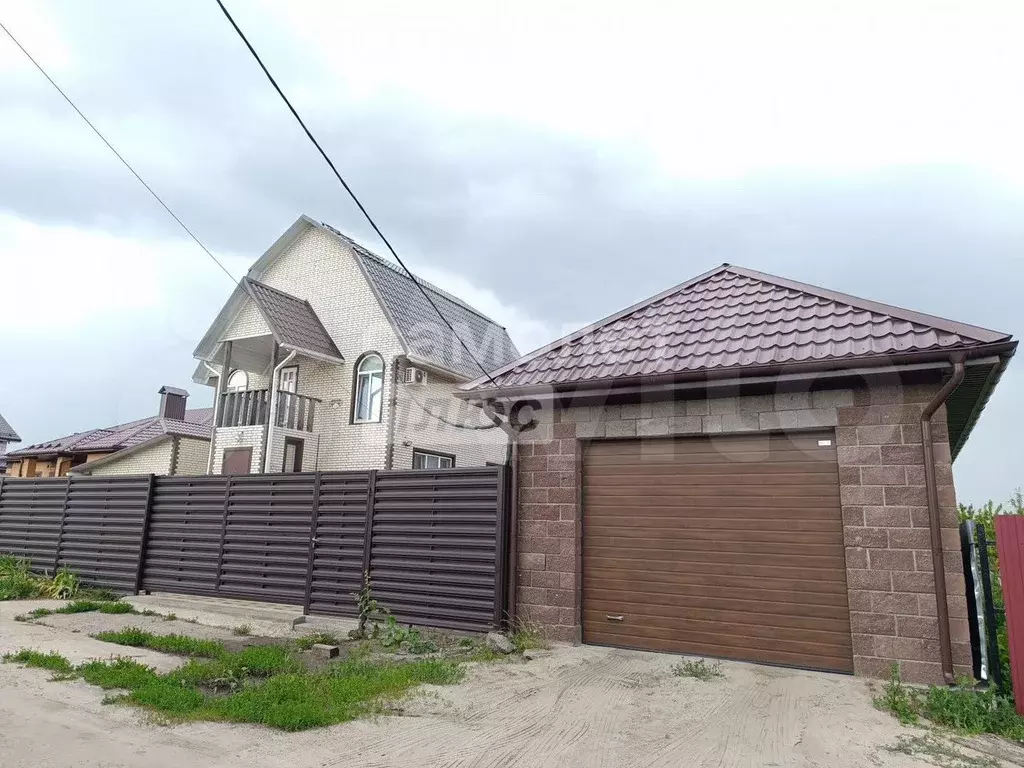 Дом 211,3 м на участке 10 сот. - Фото 0