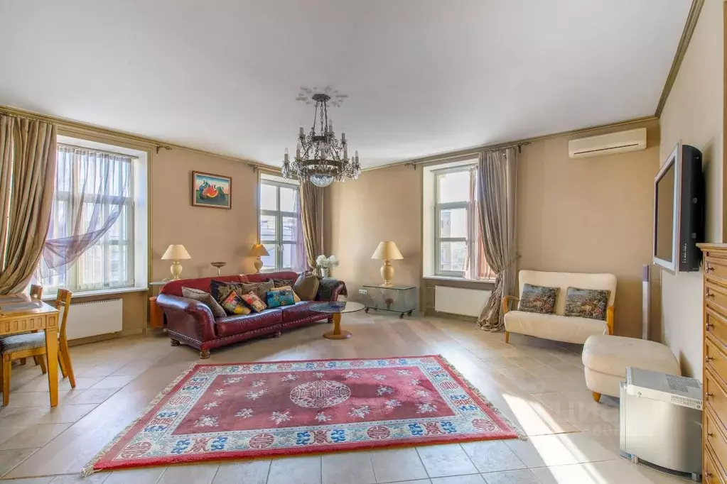 2-к кв. Санкт-Петербург Суворовский просп., 17 (105.0 м) - Фото 1