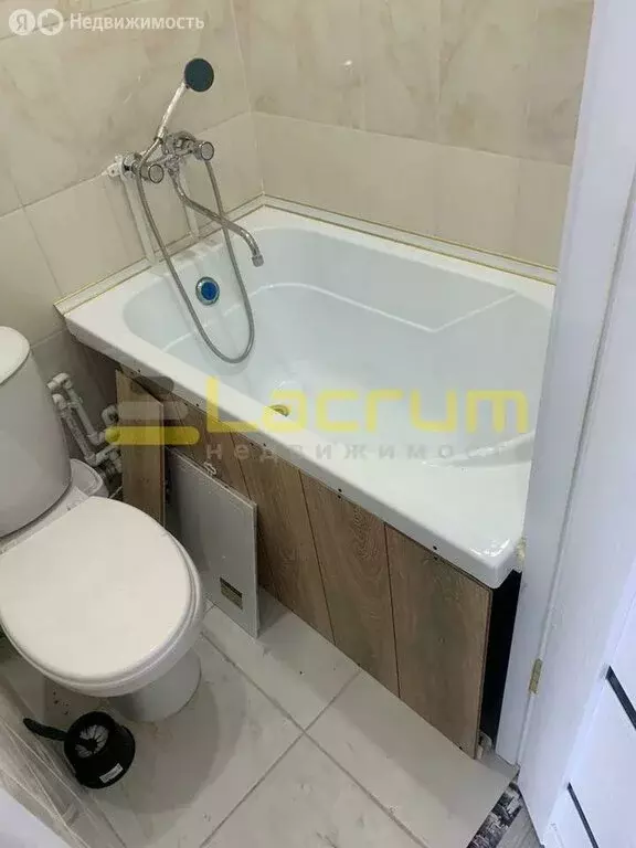 Квартира-студия: Красноярск, улица Железнодорожников, 11 (12 м) - Фото 2