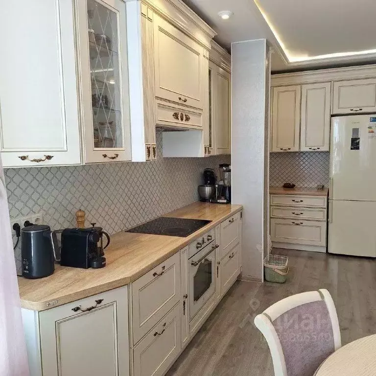 2-к кв. Татарстан, Казань ул. Баки Урманче, 5 (70.0 м) - Фото 2
