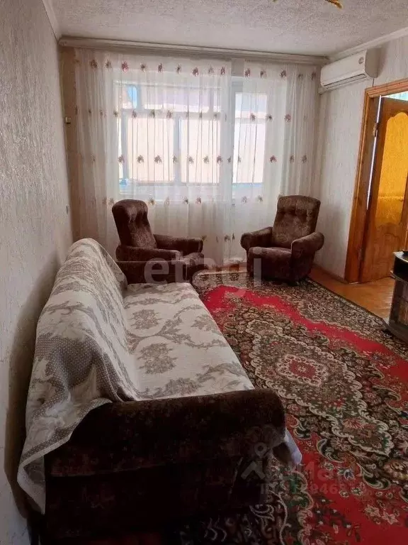 4-к кв. Белгородская область, Шебекино ул. Петровского, 7 (62.0 м) - Фото 0
