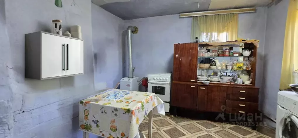 Дом в Краснодарский край, Новокубанский район, Советская ст-ца ул. ... - Фото 1