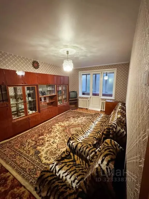 2-к кв. Кемеровская область, Новокузнецк просп. Бардина, 10 (56.0 м) - Фото 2