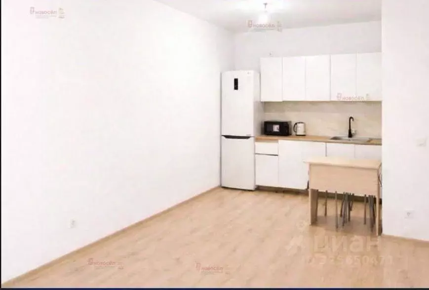 2-к кв. Свердловская область, Екатеринбург бул. Золотистый, 13 (43.03 ... - Фото 1