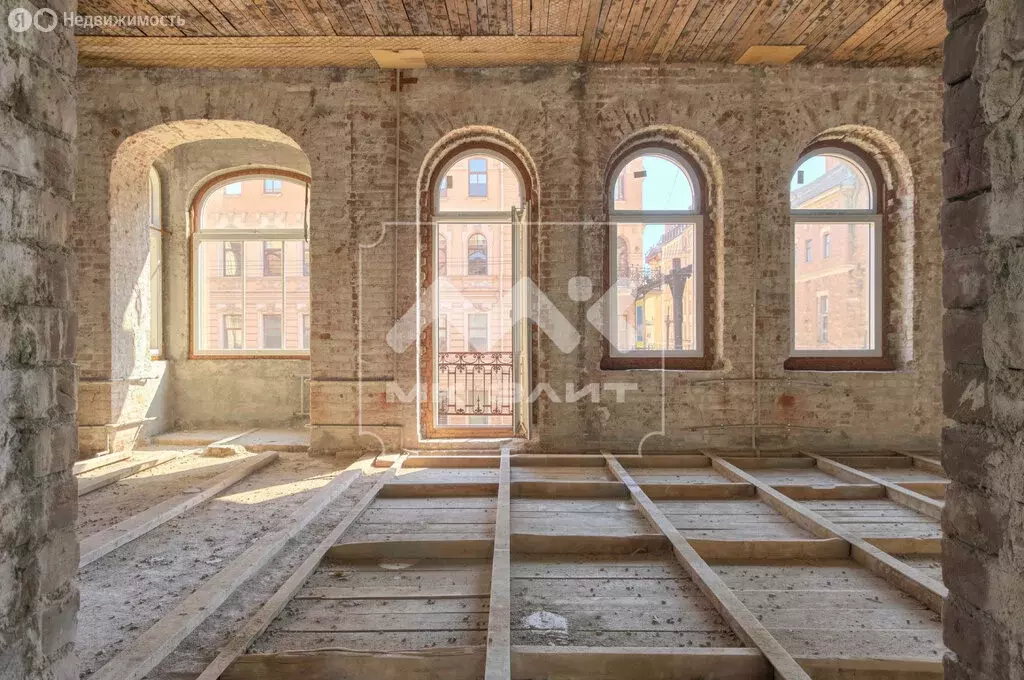 Квартира-студия: Санкт-Петербург, проспект Добролюбова, 3 (233 м) - Фото 1