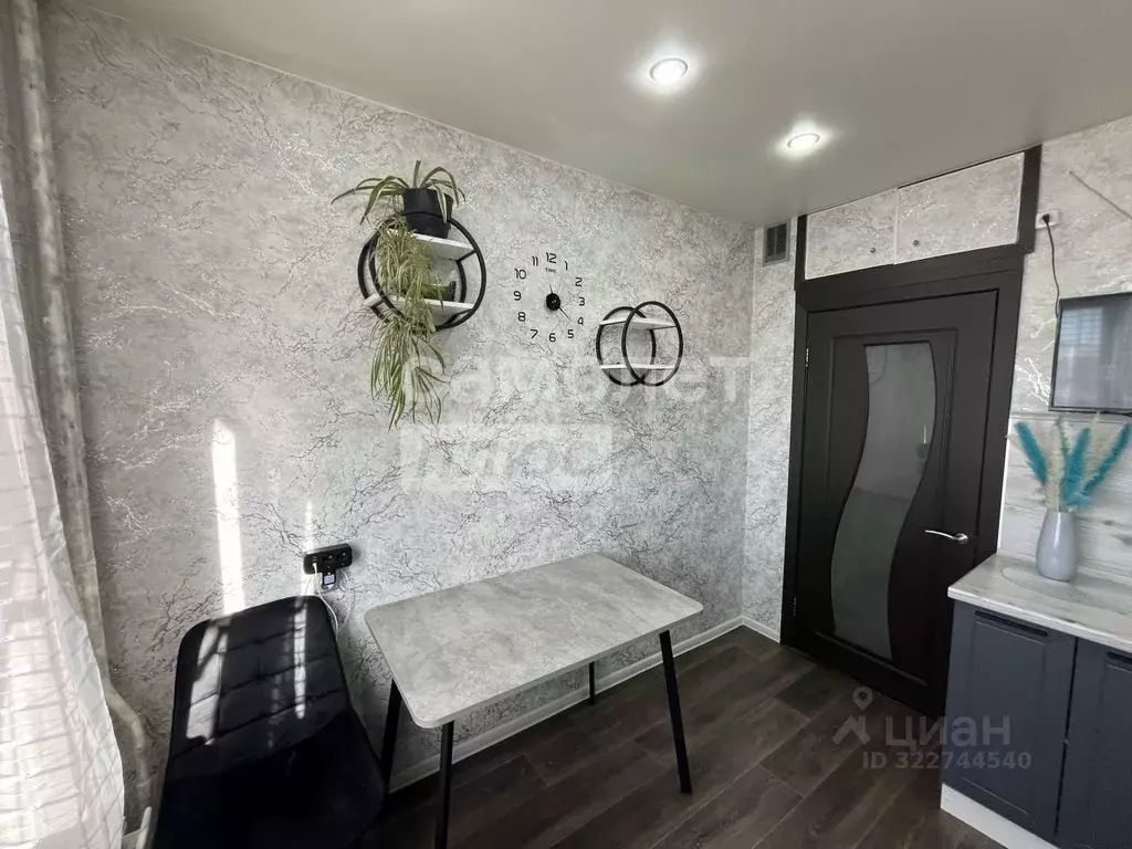 2-к кв. Забайкальский край, Чита 1-й мкр, 38 (52.5 м) - Фото 2