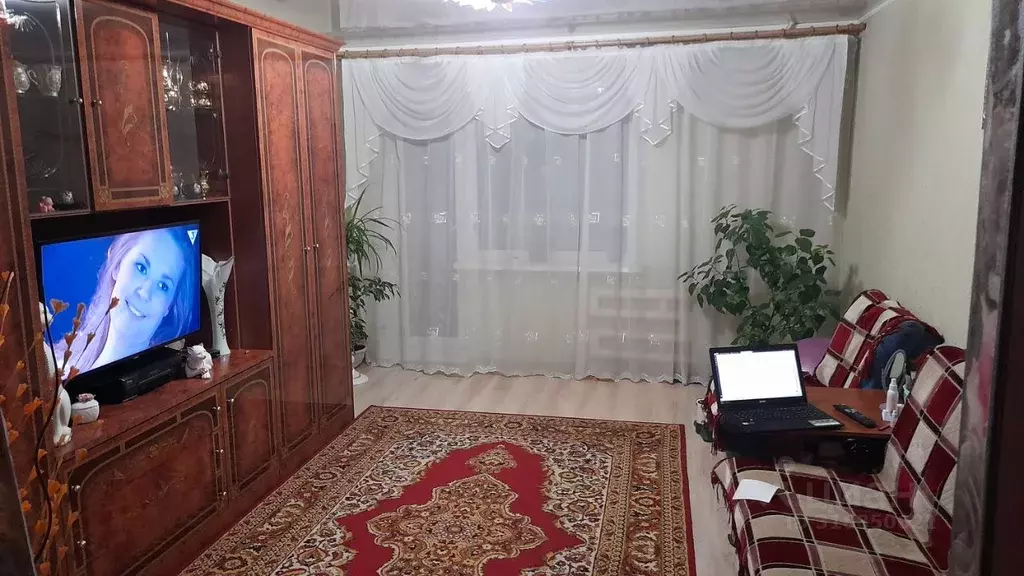3-к кв. Саратовская область, Саратов ул. 2-я Садовая, 112А (67.0 м) - Фото 1
