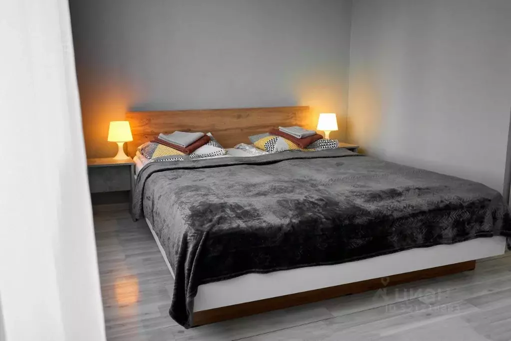 Комната Свердловская область, Екатеринбург ул. Вайнера, 13 (18.0 м) - Фото 1