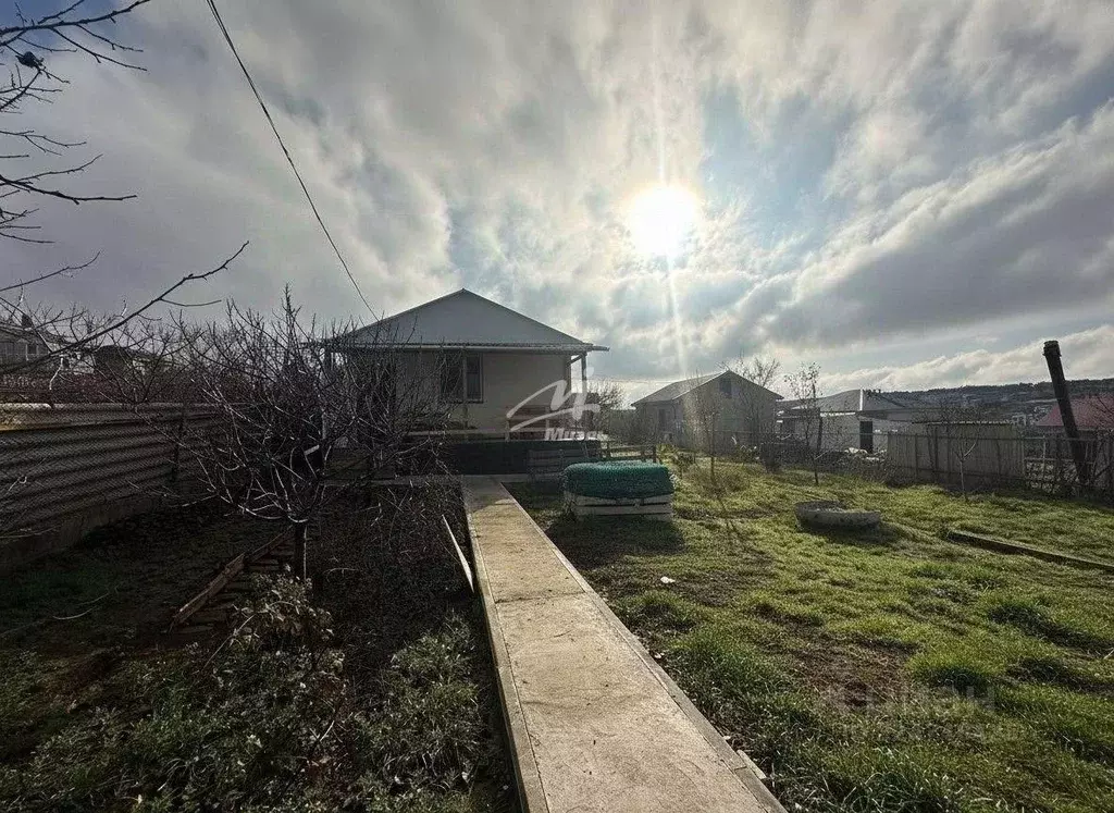 Дом в Севастополь Троллейбусник-2 садоводческое товарищество, ул. 5-я ... - Фото 2