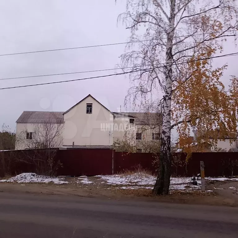 3-к. квартира, 67 м, 2/2 эт. - Фото 1