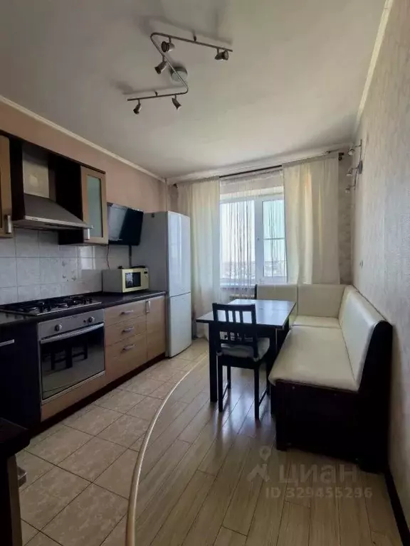 2-к кв. Московская область, Подольск ул. Симферопольская, 49к2 (57.0 ... - Фото 1