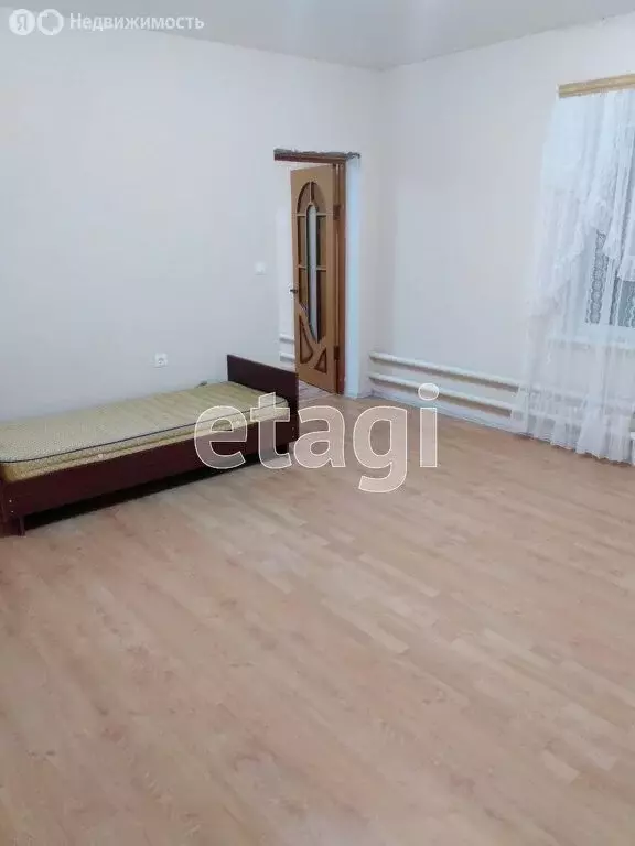 Дом в Полтавская, улица Кирова (209.7 м) - Фото 1