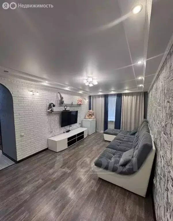 3-комнатная квартира: Тобольск, 8-й микрорайон, 28 (59.7 м) - Фото 1