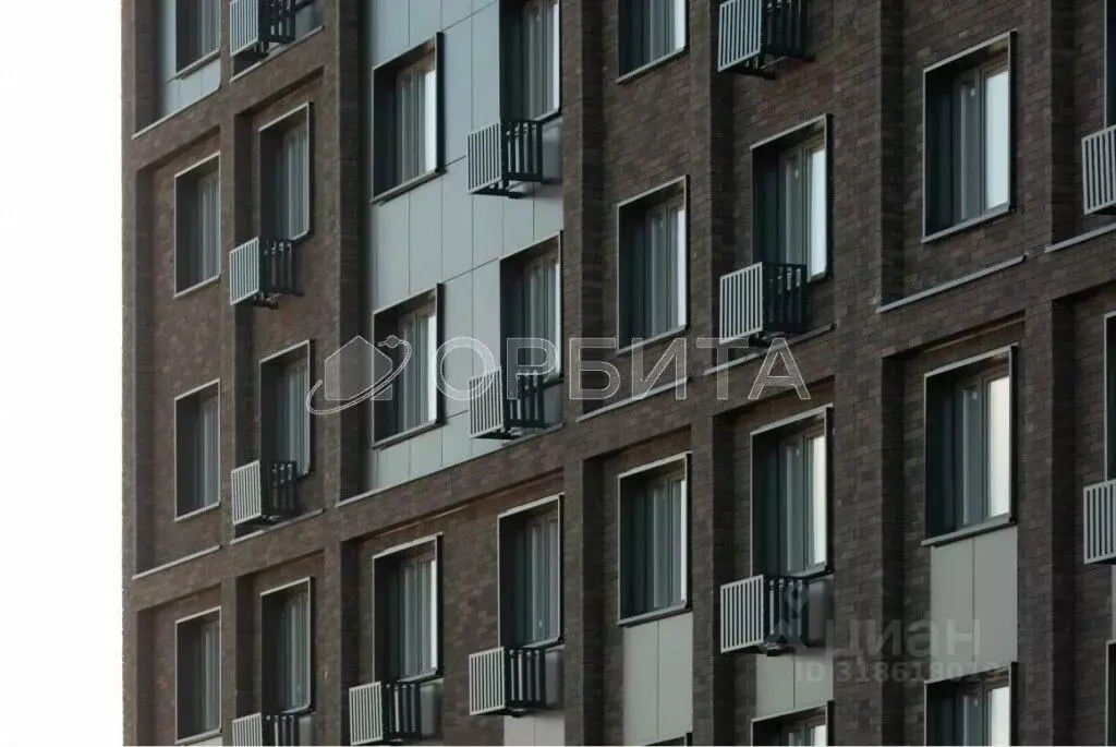 2-к кв. Тюменская область, Тюмень Новгородская ул., 20 (69.9 м) - Фото 1
