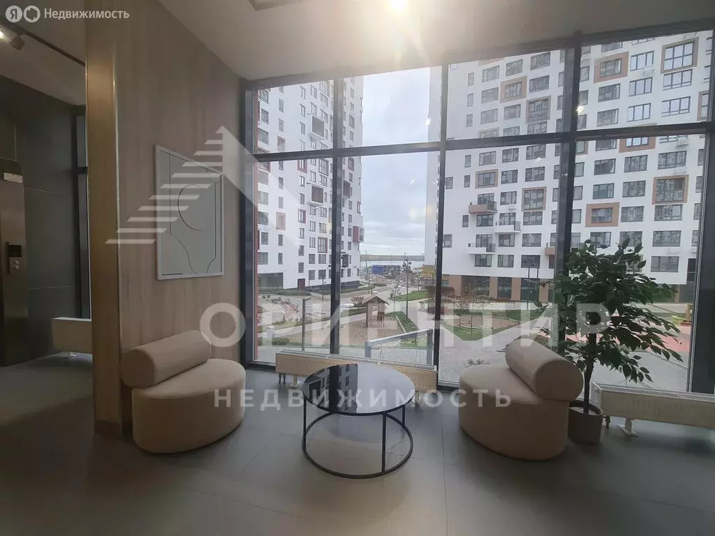 3-комнатная квартира: Екатеринбург, улица Щербакова, 76 (56.5 м) - Фото 1