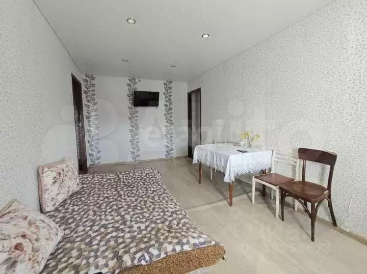 3-к кв. Смоленская область, Починок ул. Кирова, 11 (56.0 м) - Фото 0