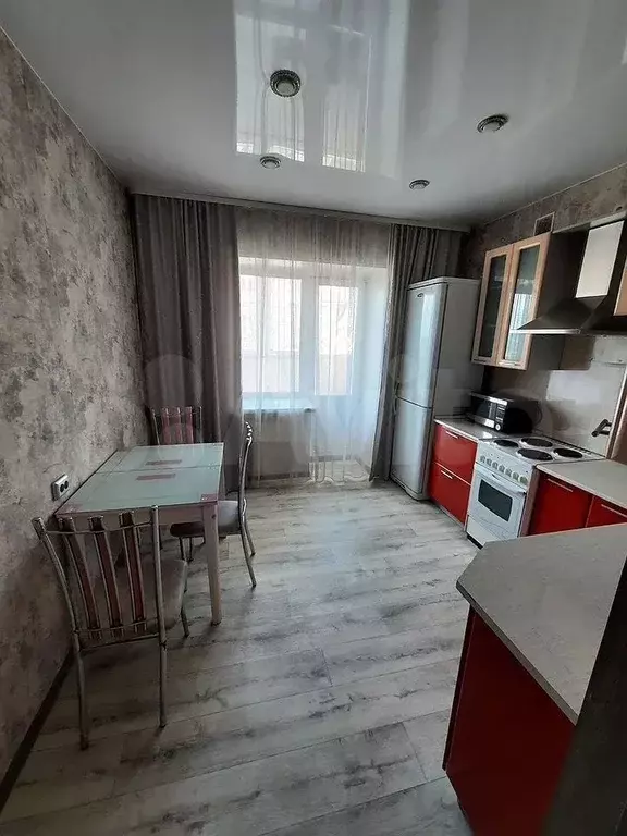 1-к. квартира, 42 м, 4/7 эт. - Фото 1