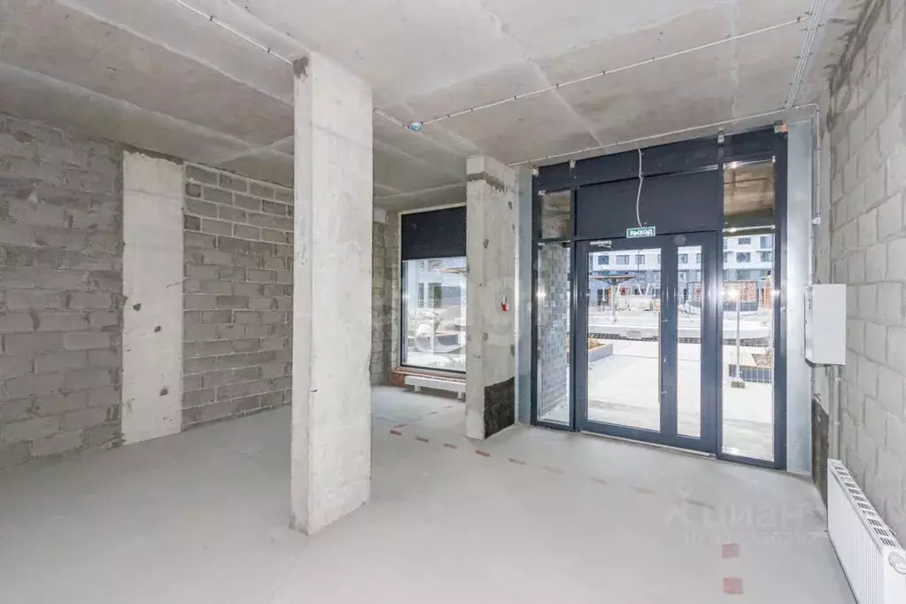 Помещение свободного назначения в Тюменская область, Тюмень ул. ... - Фото 1